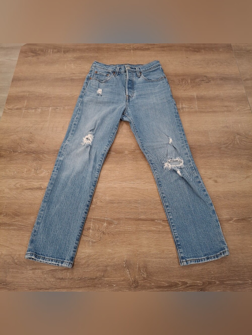Levi's 501 Original Fit Distressed Straight Leg Jeans Women's W25 L26 Med Wash